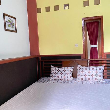 Ada Homestay Magelang Exterior photo