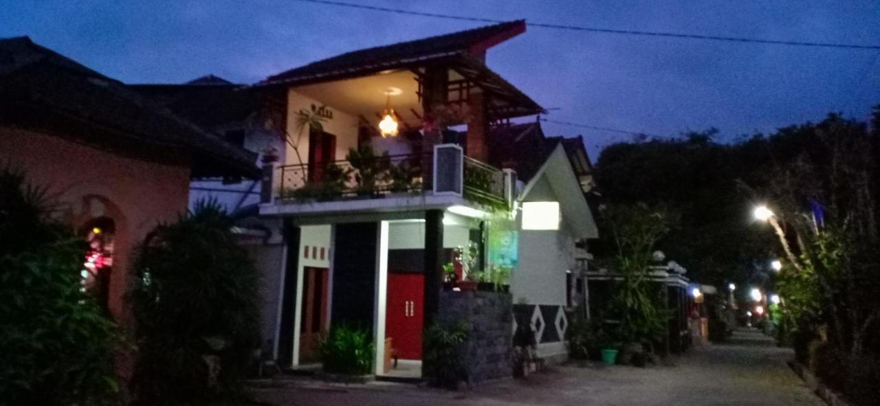 Ada Homestay Magelang Exterior photo