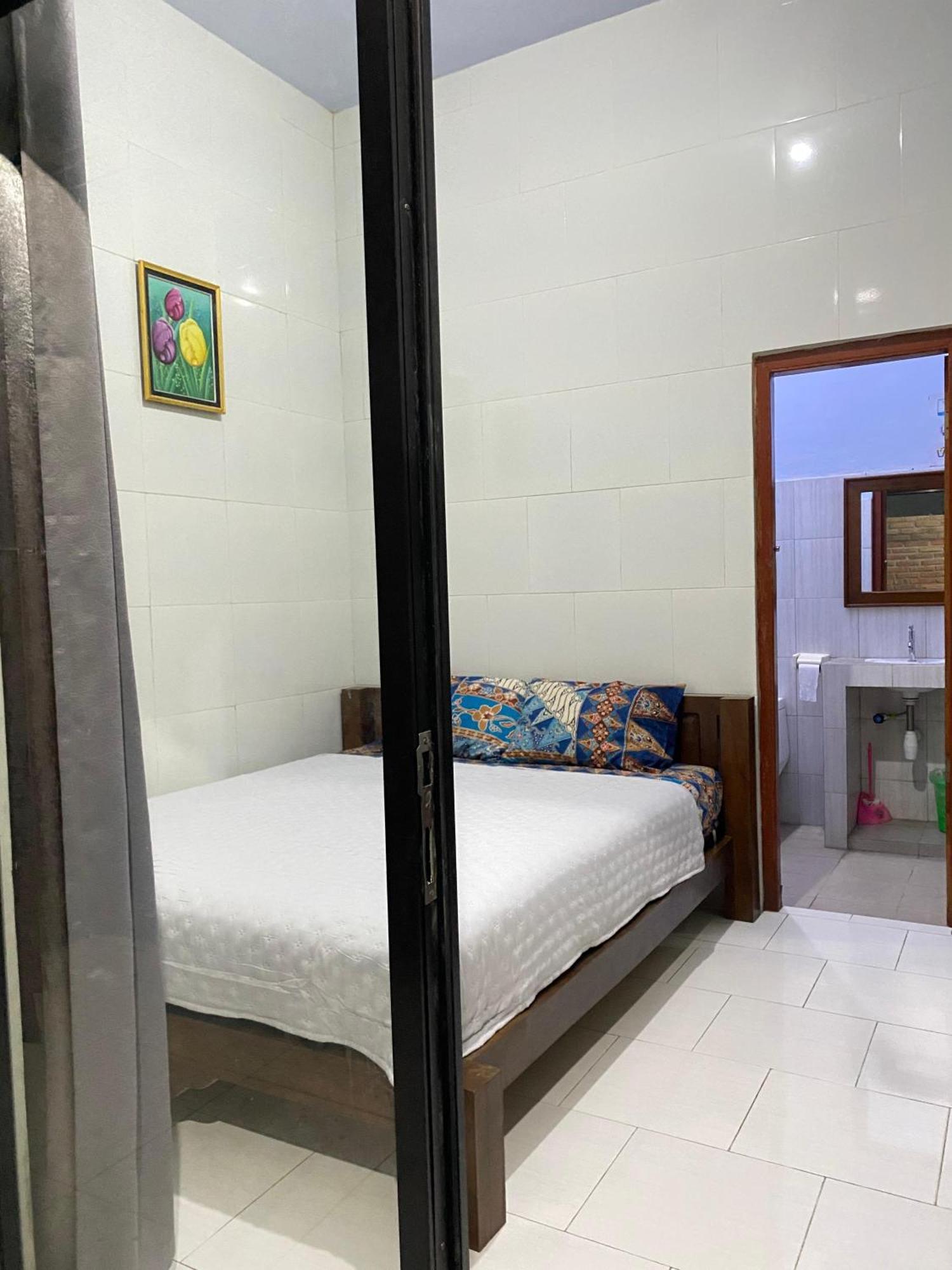 Ada Homestay Magelang Exterior photo