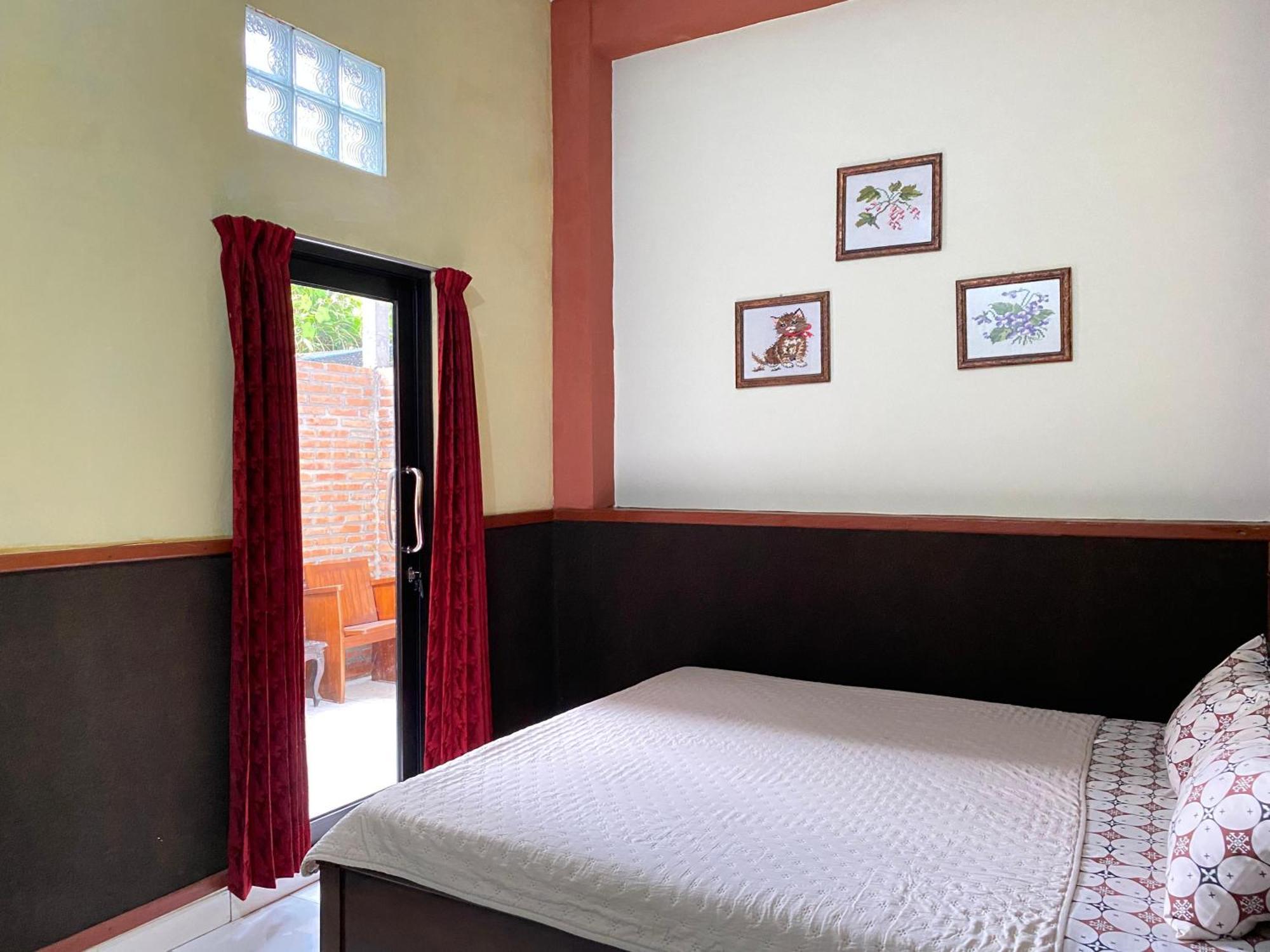 Ada Homestay Magelang Exterior photo